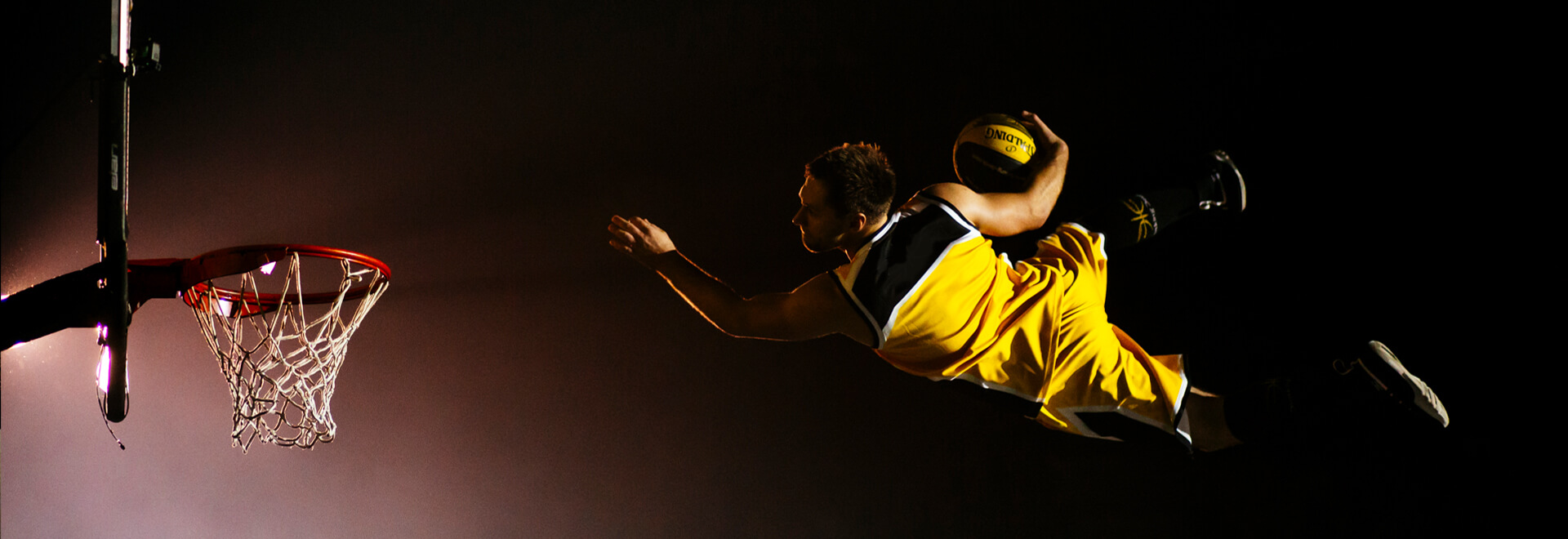 Basketball Dunk Showact UNIQUE Perfromance Showacts