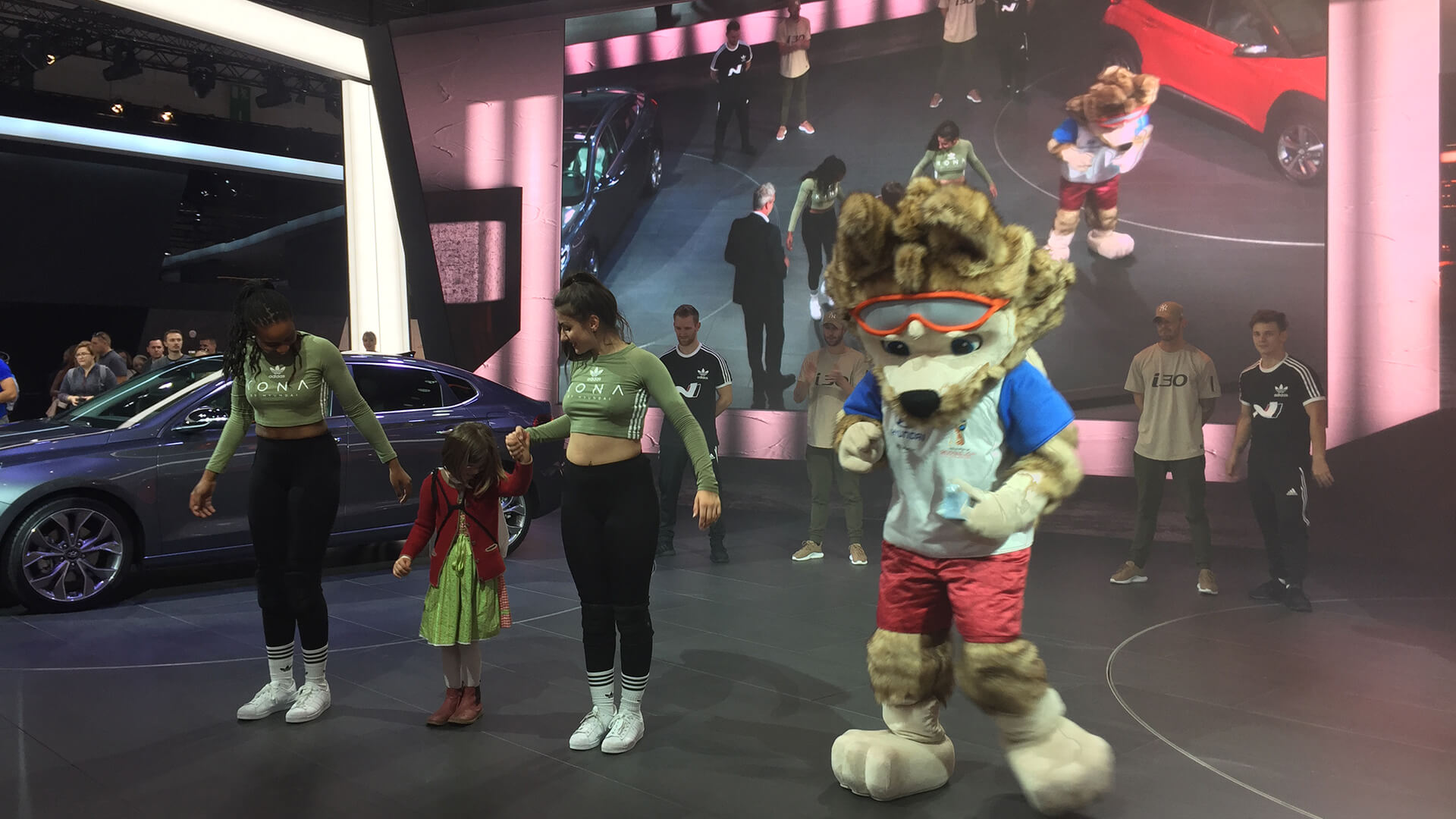 unique-freestyler-show